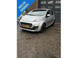 Grijs Gebruikt 2014 Peugeot 107 Hatchback | € 3.999 (Eerlijke prijs)