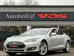 Grijs Gebruikt 2014 Tesla Model S Hatchback | € 12.900 (Super prijs)