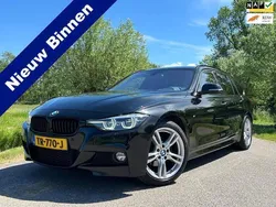Zwart Gebruikt 2018 BMW 318 Executive Stationwagen | € 16.950 (Duur)
