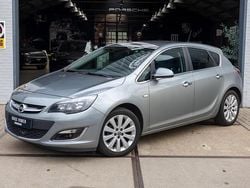 Grijs Gebruikt 2013 Opel Astra Sport Hatchback | € 7.950 (Eerlijke prijs)