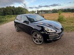 Zwart Gebruikt 2010 Porsche Cayenne SUV | € 21.450 (Eerlijke prijs)