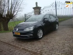 Zwart Gebruikt 2018 VW Golf VII Comfortline Stationwagen | € 10.900 (Super prijs)
