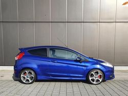 Blauw Gebruikt 2013 Ford Fiesta ST Hatchback | € 11.750 (Eerlijke prijs)
