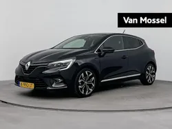 Zwart Gebruikt 2021 Renault Clio V Intens Hatchback | € 16.435 (Iets duurder)