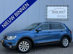 Blauw, metallic lak Gebruikt 2017 VW Tiguan Comfortline SUV | € 18.395 (Eerlijke prijs)