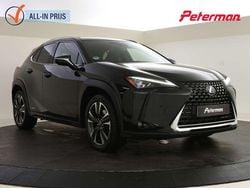 Zwart Gebruikt 2019 Lexus UX 250h Sport Line SUV | € 27.899 (Eerlijke prijs)