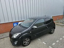 Zwart Gebruikt 2011 Renault Twingo Night&Day Hatchback | € 2.495 (Eerlijke prijs)