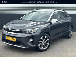 Grijs Gebruikt 2020 Kia Stonic SUV | € 15.850 (Eerlijke prijs)