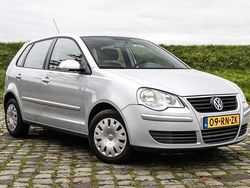 Zilver Gebruikt 2005 VW Polo Hatchback | € 2.450 (Eerlijke prijs)