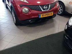 Rood Gebruikt 2011 Nissan Juke Acenta SUV | € 6.950 (Eerlijke prijs)