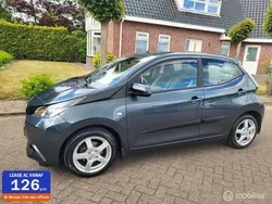 Grijs Gebruikt 2016 Toyota Aygo Hatchback | € 7.250 (Eerlijke prijs)