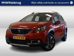 Rood Gebruikt 2019 Peugeot 2008 Allure SUV | € 16.245 (Super prijs)