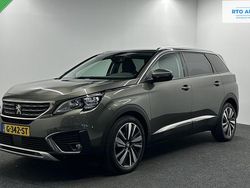 Grijs Gebruikt 2020 Peugeot 5008 Premium SUV | € 18.000 (Eerlijke prijs)