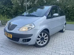 Grijs Gebruikt 2007 Lancia Musa MPV | € 1.899 (Goede deal)