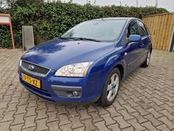 Blauw Gebruikt 2007 Ford Focus Futura Hatchback | € 1.550 (Eerlijke prijs)