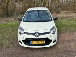 Wit Gebruikt 2012 Renault Twingo Authentique Hatchback | € 2.950 (Eerlijke prijs)