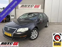 Zwart Gebruikt 2006 VW Passat Trendline Sedan | € 1.995 (Goede deal)