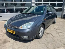 Grijs Gebruikt 2004 Ford Focus Futura Hatchback | € 1.249 (Eerlijke prijs)