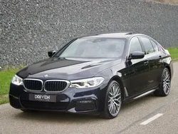 Zwart Gebruikt 2019 BMW 520 M Sport Sedan | € 32.490 (Goede deal)