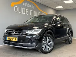 Zwart Gebruikt 2021 VW Tiguan Business+ SUV | € 29.950 (Super prijs)