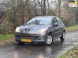 Grijs Gebruikt 2009 Peugeot 206+ Hatchback | € 3.450 (Eerlijke prijs)