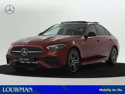 Rood, metallic lak Nieuw 2025 Mercedes C300 Business Sedan | € 62.520 (Goede deal)