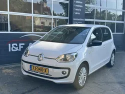 Wit Gebruikt 2014 VW up! high up! Hatchback | € 6.390 (Iets duurder)