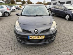 Grijs Gebruikt 2007 Renault Clio II Business Hatchback | € 1.999 (Eerlijke prijs)