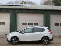 Wit Gebruikt 2014 Peugeot 2008 SUV | € 5.950 (Goede deal)