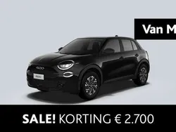 Zwart Nieuw 2025 Fiat 600 Urban SUV | € 28.695 (Goede deal)