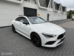 Wit Gebruikt 2020 Mercedes CLA250 AMG Sedan | € 28.950 (Eerlijke prijs)