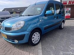 Blauw Gebruikt 2006 Renault Kangoo Expression MPV | € 3.450 (Iets duurder)