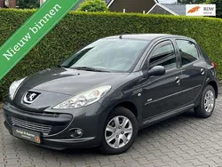 Grijs Gebruikt 2011 Peugeot 206+ Hatchback | € 4.995 (Iets duurder)