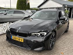 Zwart Gebruikt 2024 BMW 330 M Sport Stationwagen | € 42.950 (Goede deal)