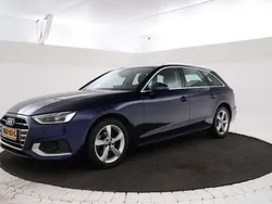 Blauw, metallic lak Gebruikt 2021 Audi A4 Advanced Stationwagen | € 34.995 (Duur)
