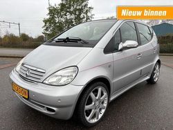 Grijs Gebruikt 2004 Mercedes A210 Hatchback | € 4.250