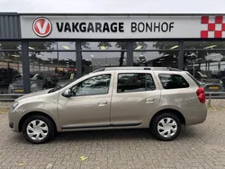 Bruin Gebruikt 2013 Dacia Logan MCV Lauréate MPV | € 4.950 (Eerlijke prijs)