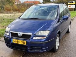 Blauw Gebruikt 2005 Fiat Ulysse Dynamic MPV | € 2.749