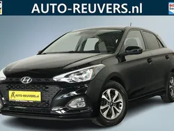 Zwart Gebruikt 2020 Hyundai i20 Comfort Hatchback | € 13.900 (Eerlijke prijs)