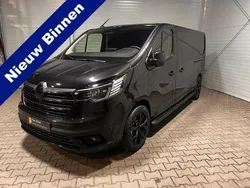 Zwart Nieuw 2024 Renault Trafic Black Edition Van | € 35.750 (Eerlijke prijs)
