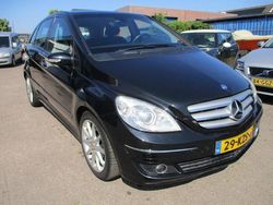 Zwart Gebruikt 2005 Mercedes B200 MPV | € 3.499 (Eerlijke prijs)