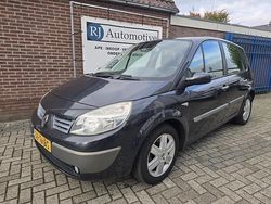 Grijs Gebruikt 2006 Renault Scénic II Luxe MPV | € 1.450 (Eerlijke prijs)
