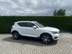 Wit, metallic lak Gebruikt 2020 Volvo XC40 Inscription SUV | € 26.700 (Goede deal)