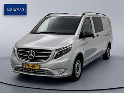 Zilver Gebruikt 2023 Mercedes Vito MPV | € 42.745 (Duur)