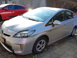 Zilver Gebruikt 2013 Toyota Prius Hatchback | € 10.500 (Goede deal)