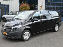 Zwart Gebruikt 2023 Mercedes Vito MPV | € 42.950 (Goede deal)