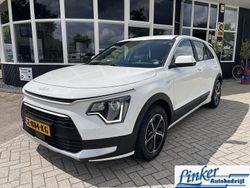 Wit Gebruikt 2024 Kia Niro Comfort SUV | € 29.649 (Super prijs)