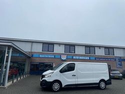 Wit Gebruikt 2015 Renault Trafic Komfort Van | € 4.950 (Iets duurder)