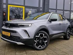 Grijs Gebruikt 2023 Opel Mokka Ultimate SUV | € 25.950 (Eerlijke prijs)