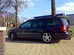Zwart Gebruikt 2000 VW Bora Highline Sedan | € 2.665
